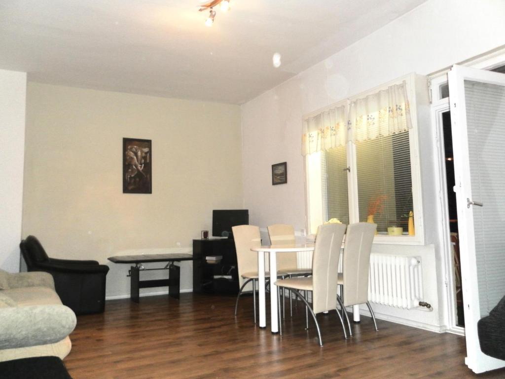 Central Apartments Берлин Стая снимка